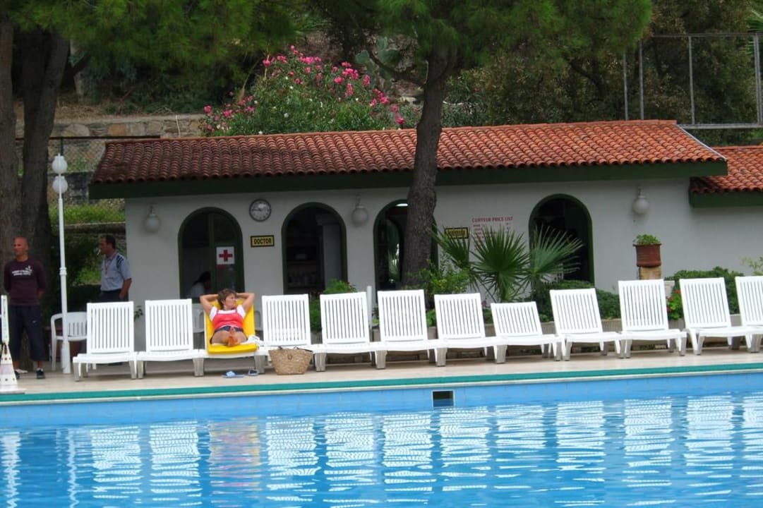 Servicebereich, Arzt, Friseur Hotel Grand Efe