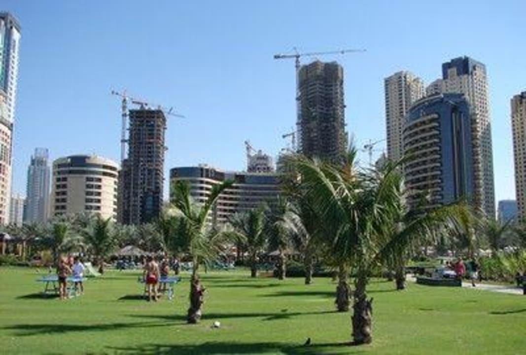 Le Royal Meridien vom Strand aus Le Royal Méridien Beach Resort & Spa Dubai