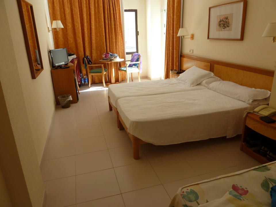 Zimmer 118 Sabina Hotel & Suites