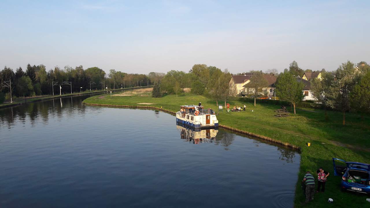 Außenansicht KUHNLE-TOURS Hafendorf Müritz