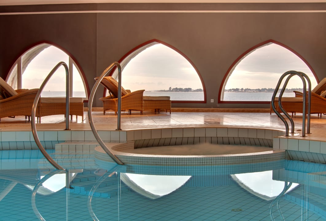 Pool Hotel Domaine de Rochevilaine