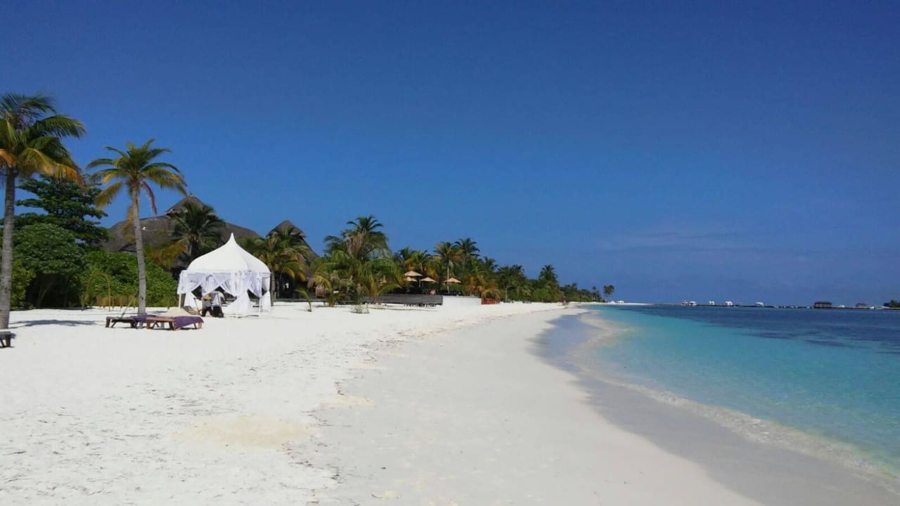 Strand Südseite Kuredu Island Resort & Spa