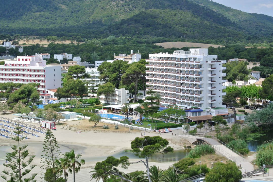 Blick auf das Hotel Universal Hotel Castell Royal