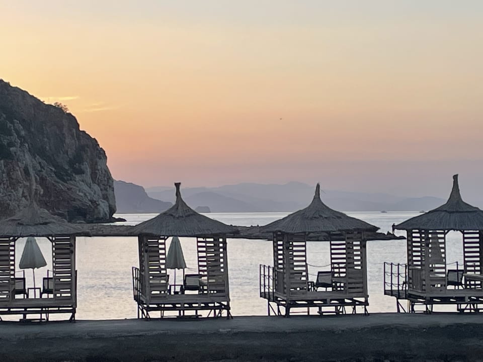 Strand Aria Resort & Spa