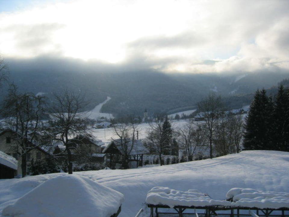 Blick vom Balkon OptimaMed Gesundheitsresort Weißbriach