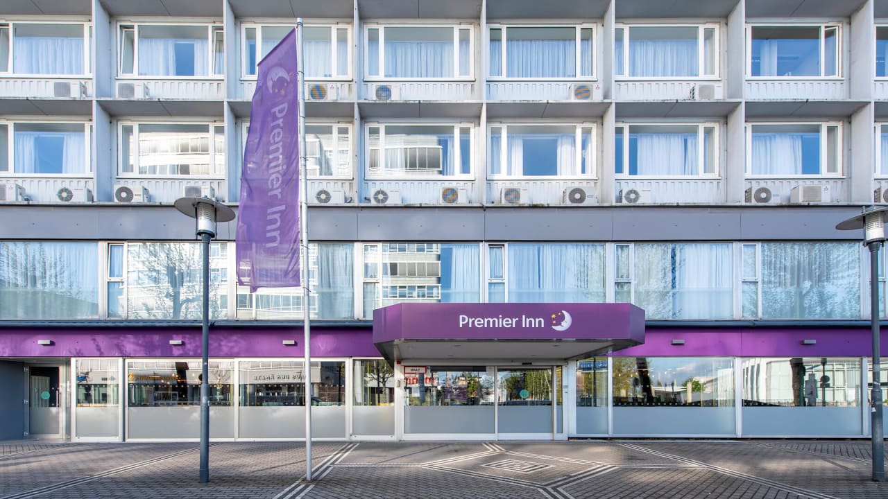 Außenansicht Premier Inn Saarbrücken City Centre