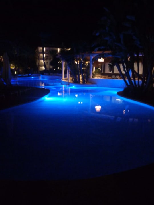 Pool Prinsotel La Dorada