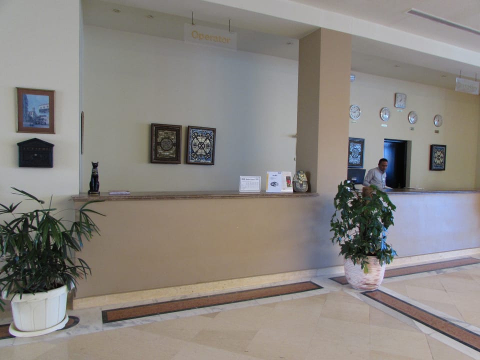 Lobby Three Corners Sea Beach Resort