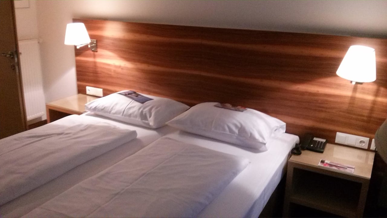 Bett Four Points Flex by Sheraton Vienna Hauptbahnhof