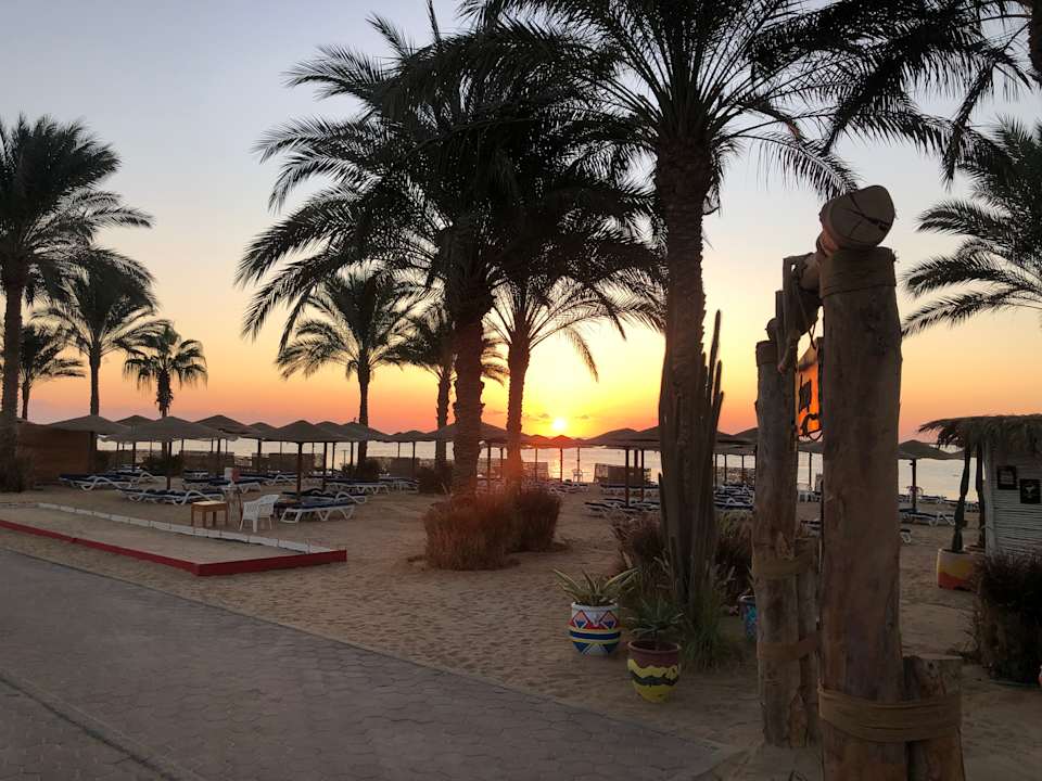 Strand Fort Arabesque - The West Bay