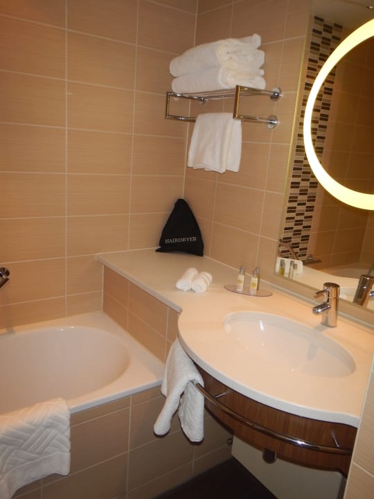 Zimmer Hilton Garden Inn Frankfurt Airport