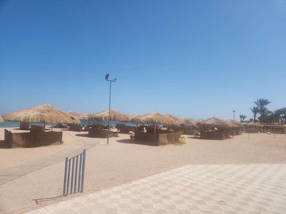 Strand Menaville Safaga