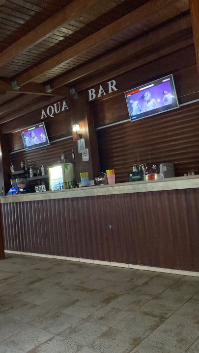 Gastro Saturn Palace Resort Hotel