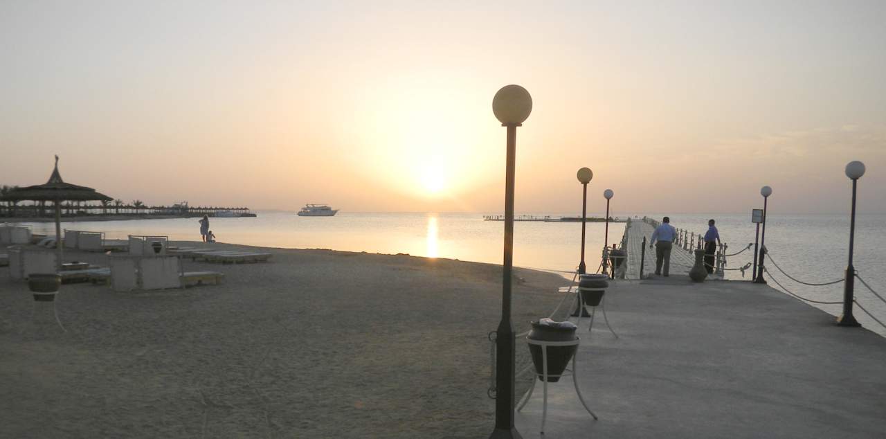 Sonnenaufgang im Mai Pickalbatros Palace Resort