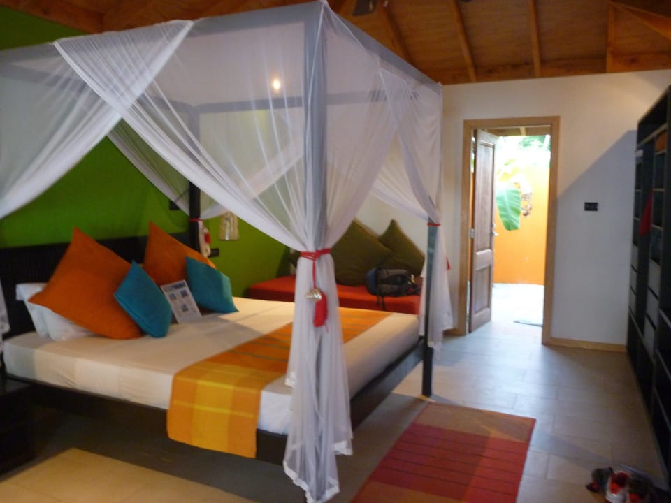 Unsere tolle Beachvilla Vilamendhoo Island Resort & Spa