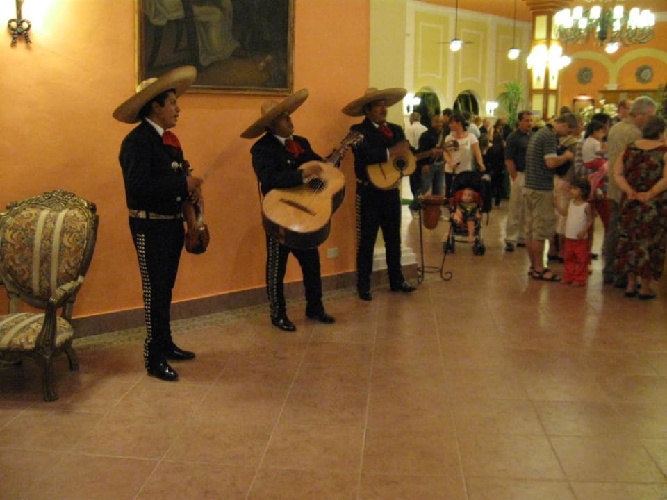 Eingang Hotel Riu Tequila