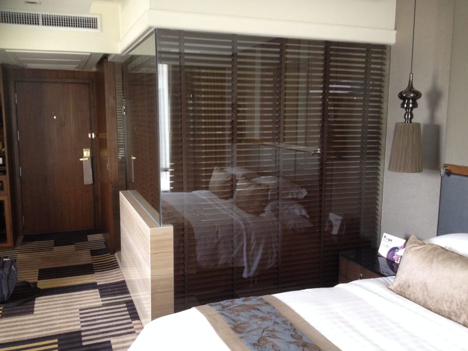 Z2 The Landmark Bangkok