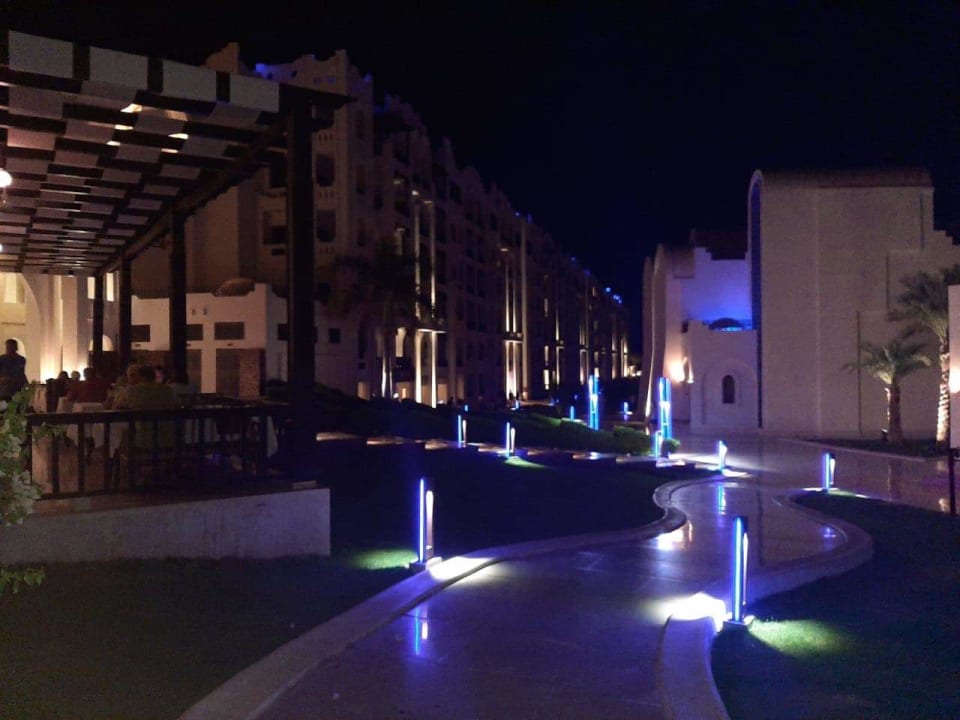 Außenansicht Gravity Hotel & Aquapark Sahl Hasheesh