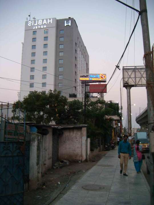 Außenansicht Hablis Hotel