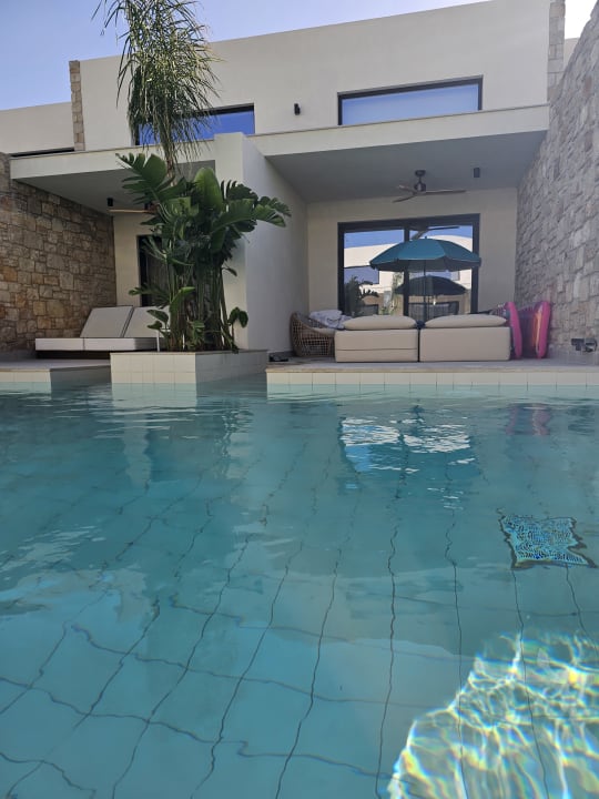 Pool White Dreams Resort & Anex