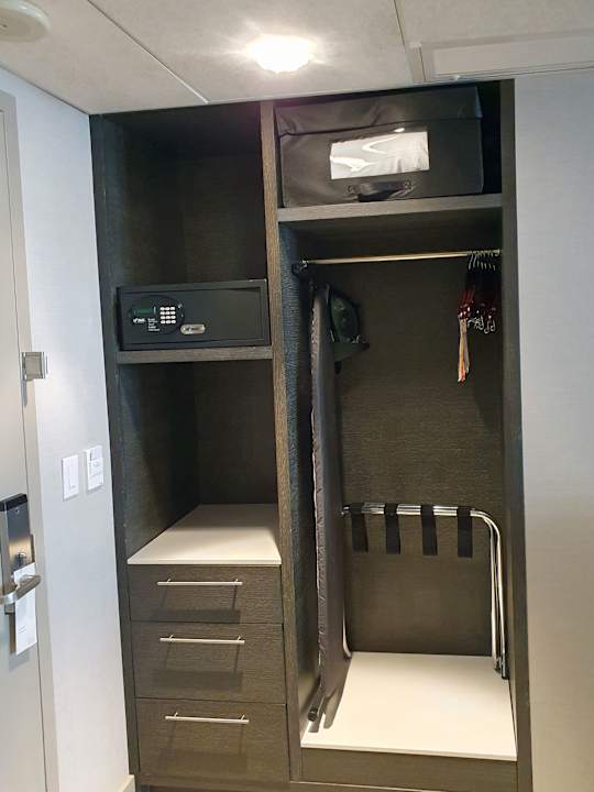 Zimmer Hyatt Regency Los Angeles International Airport