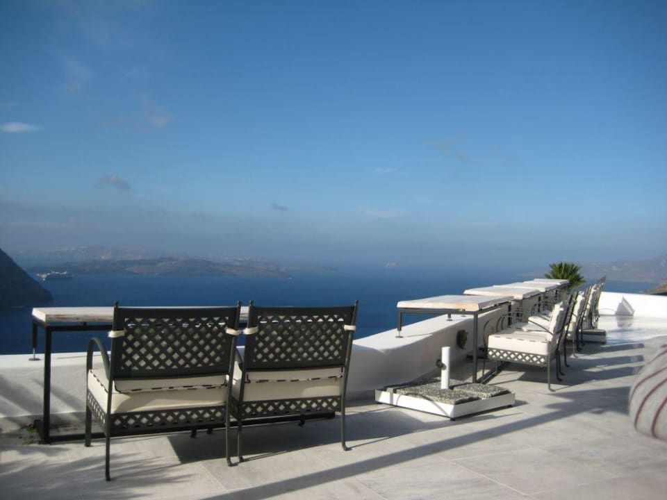 Tische am Restaurant mit absolutem Meerblick Hotel San Antonio