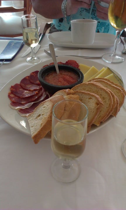 Spanisches Restaurant "Alacena" Hovima Costa Adeje - For Cool Adults