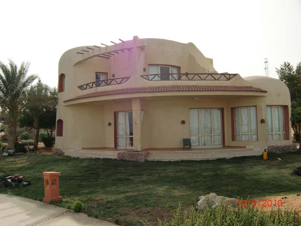 Bungalow Hotel Hauza Beach Resort