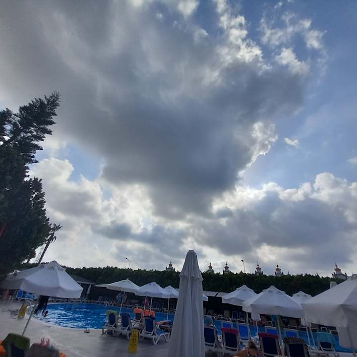 Pool Hane Family Resort