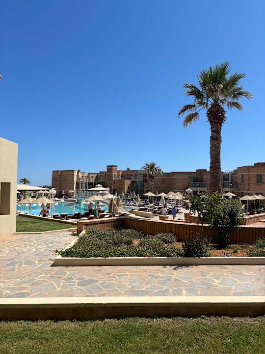 Pool Bella Beach Hotel