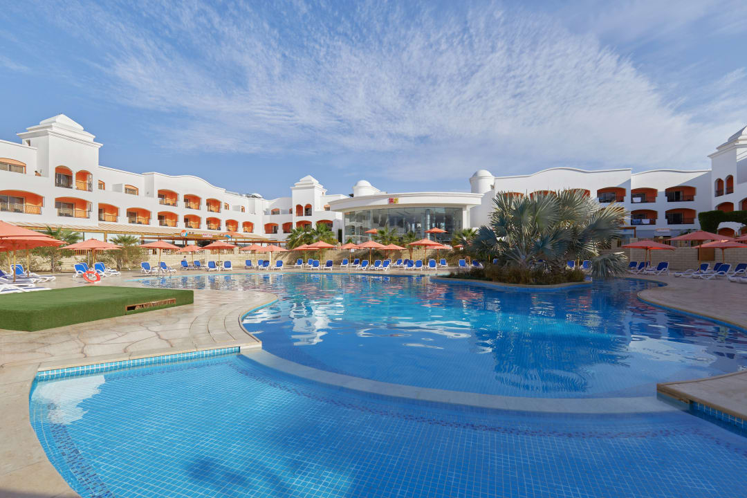 Pool Naama Waves Hotel