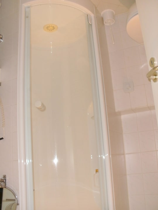 Das Bad - Dusche H+ Hotel Erfurt