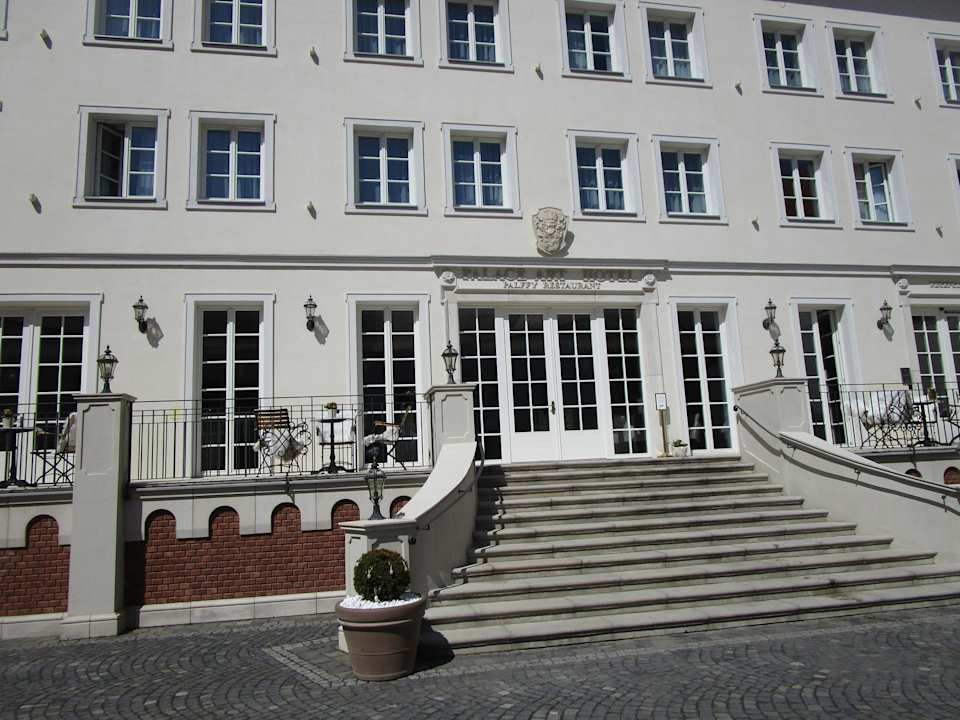 Außenansicht Palace Art Hotel Pezinok