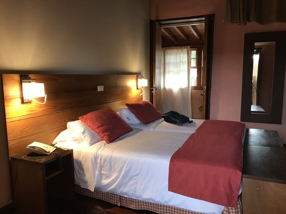 Zimmer Hotel LIVVO La Quinta Roja