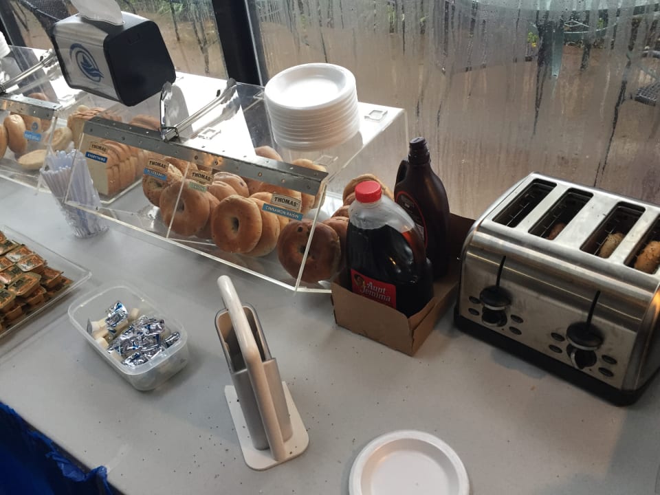 Gastro Hotel Hyannis Travel Inn