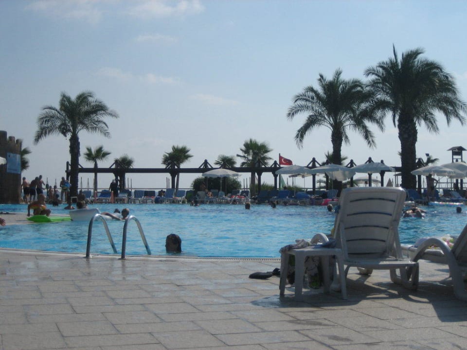 Der große Pool, Tiefe: 150 cm TUI BLUE Palm Garden