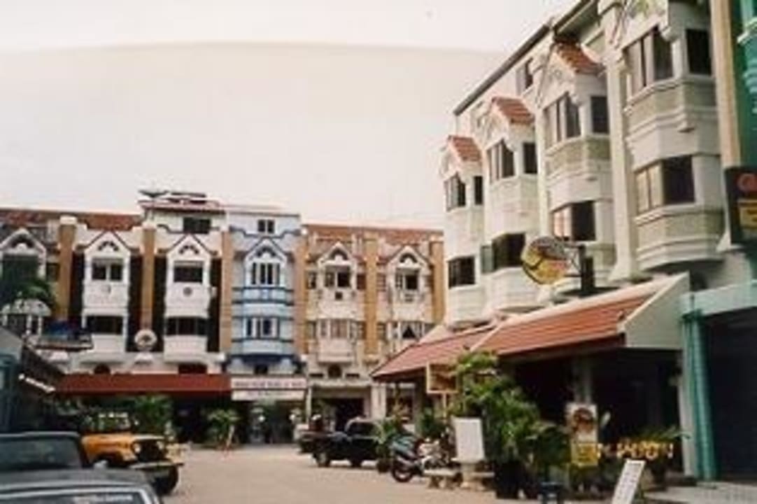 Street Hotel Welcome Inn on Karon Beach