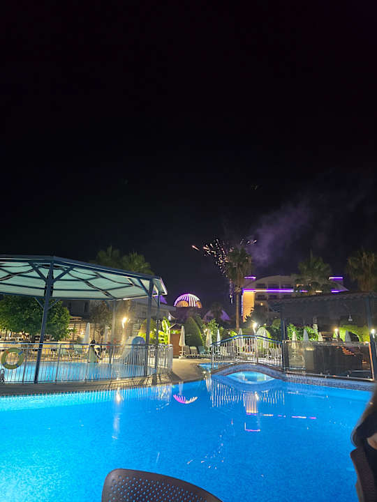 Pool Grand Seker Hotel