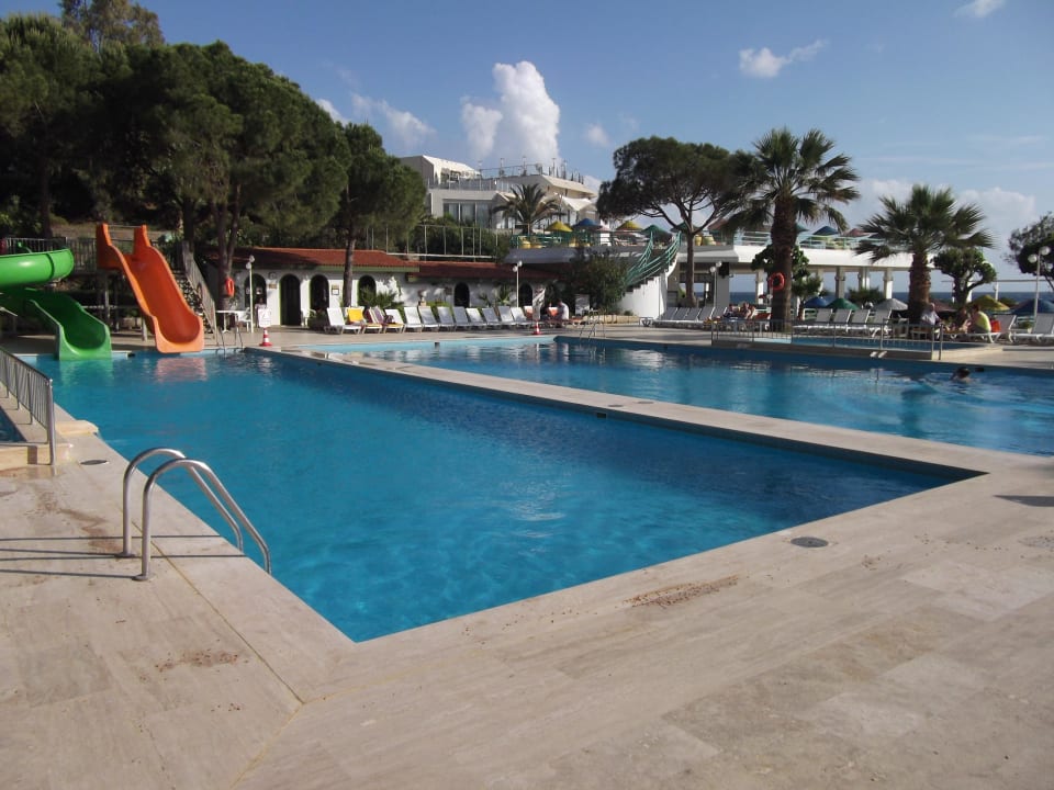 3 Becken Hotel Grand Efe