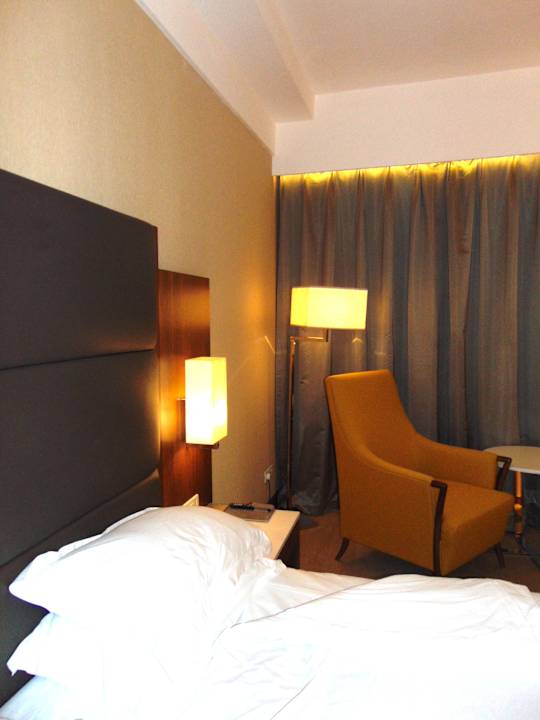 Zimmer Crowne Plaza Nairobi Airport