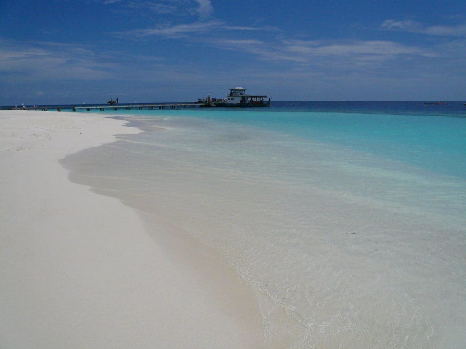 Windstille Riffseite Angaga Island Resort