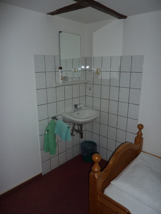 Waschecke in anderem Zimmer Herberge in der Buttergasse