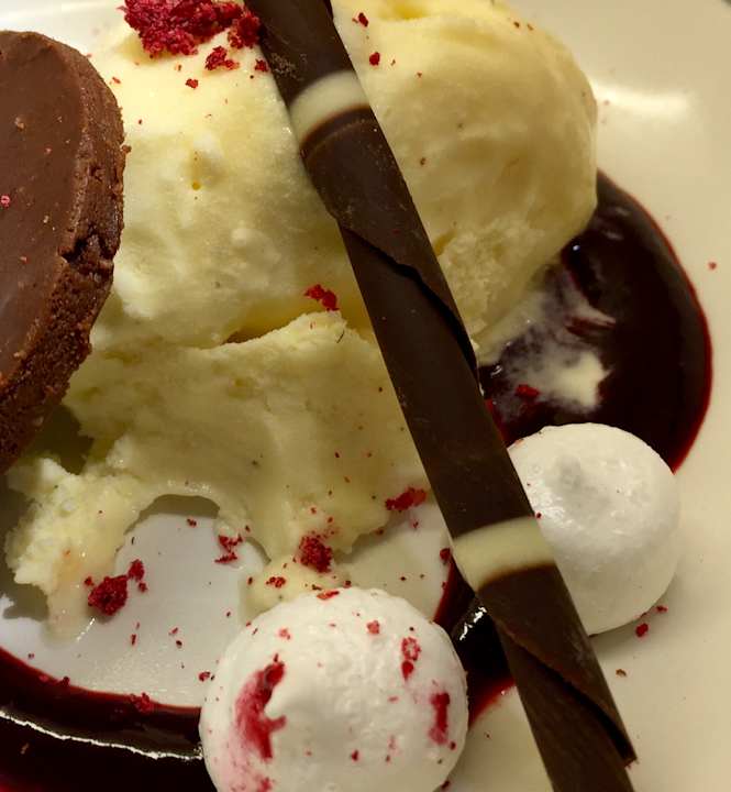 Gastro Under Linden Hotel