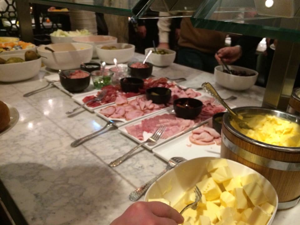 Frühstück Reichshof Hamburg