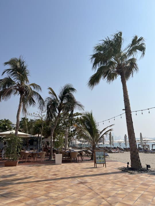 Strand Anantara The Palm Dubai Resort