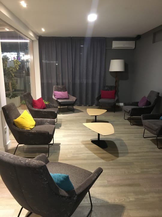 Lobby Hotel Morlans Garden