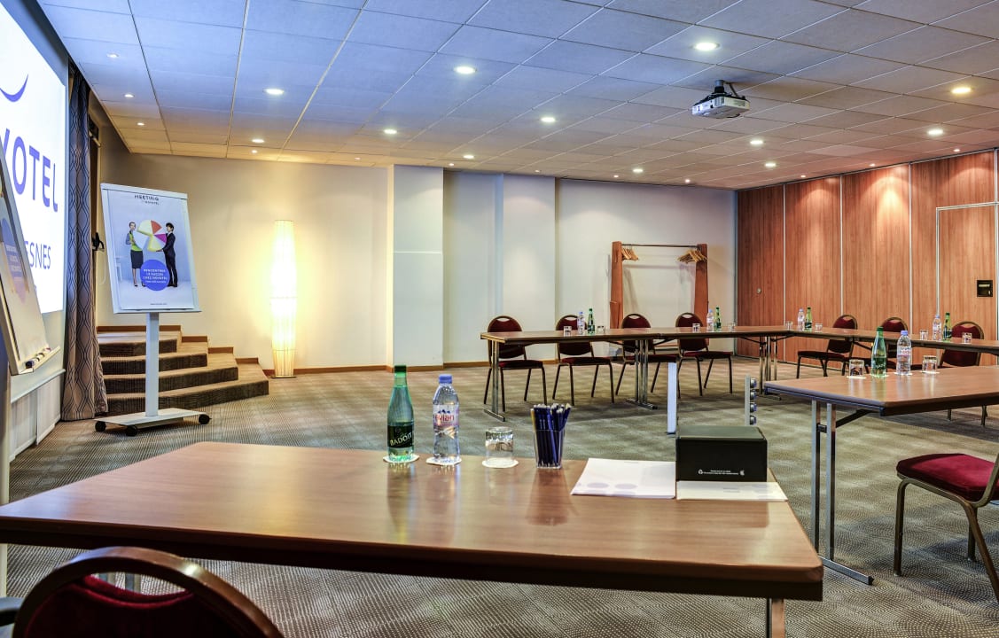 Sonstiges Novotel Paris Suresnes Longchamp