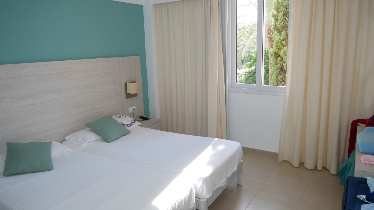 Zimmer Protur Safari Park Aparthotel