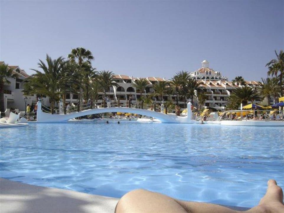 Pool Parque Santiago III Official