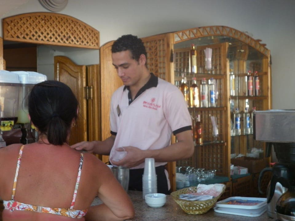 Service-Boy Shams Alam Beach Resort